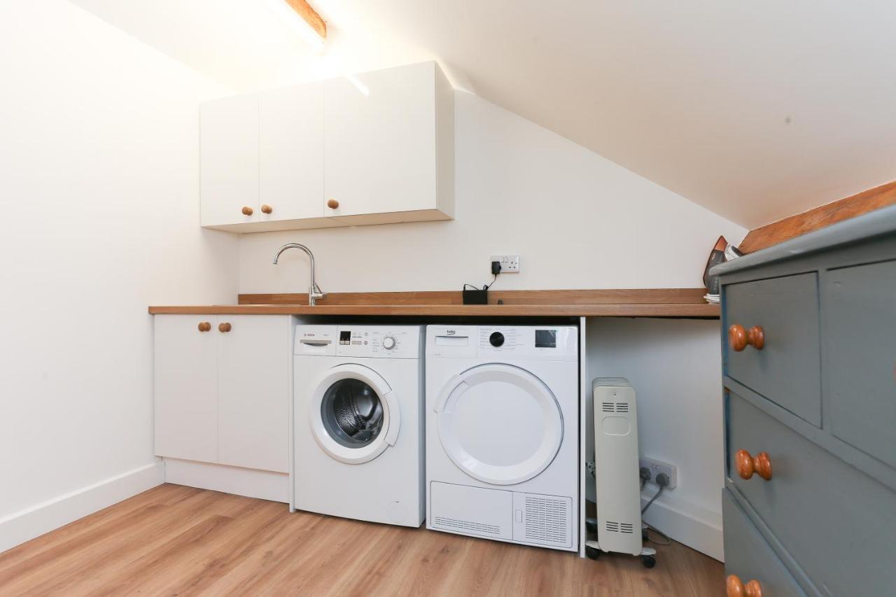 Strawberry Line, Flat 1 Wells Exterior photo